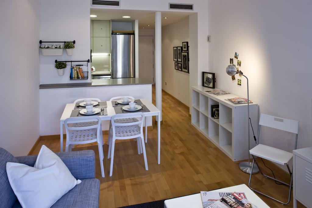 Flateli Lluria Appartamento Barcellona